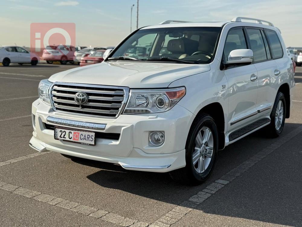 تويوتا لاندكروزر